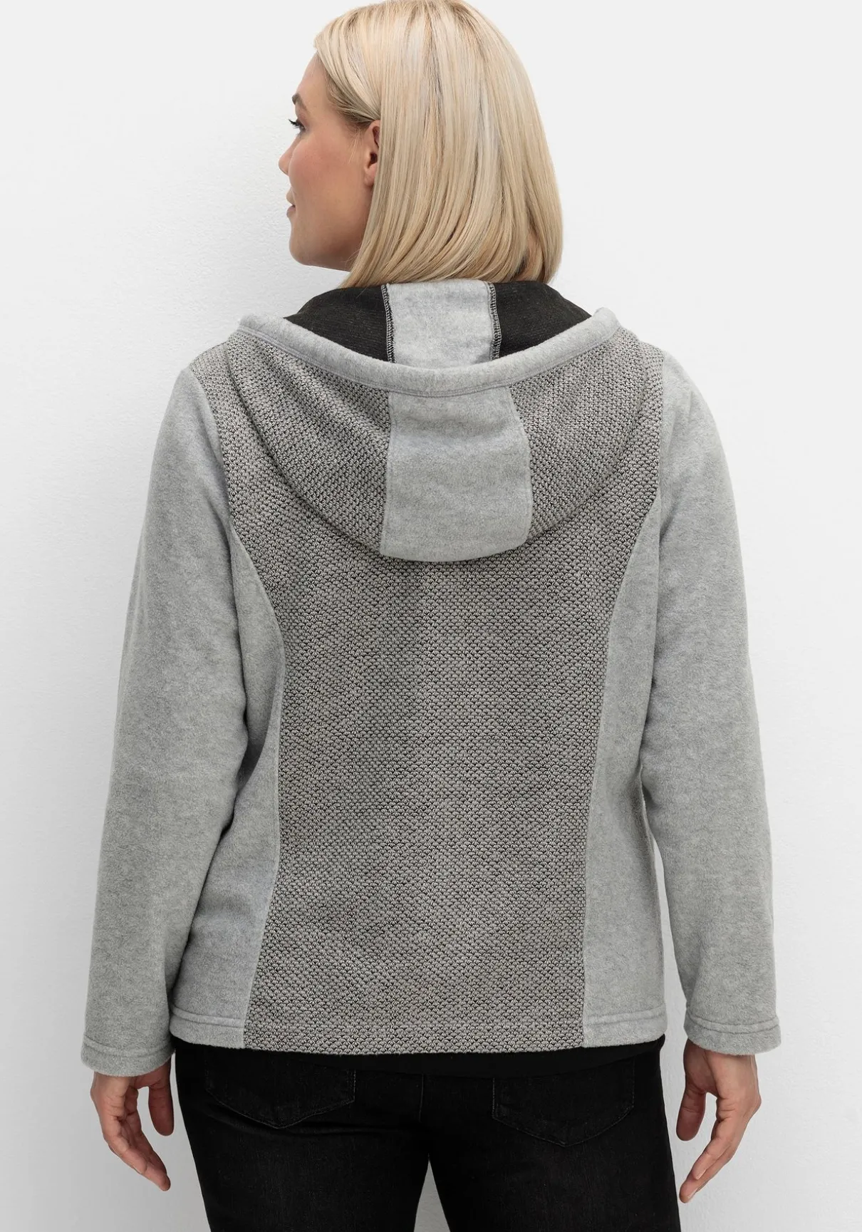 Fleecejacke mit Kapuze und Strick-Einsätzen