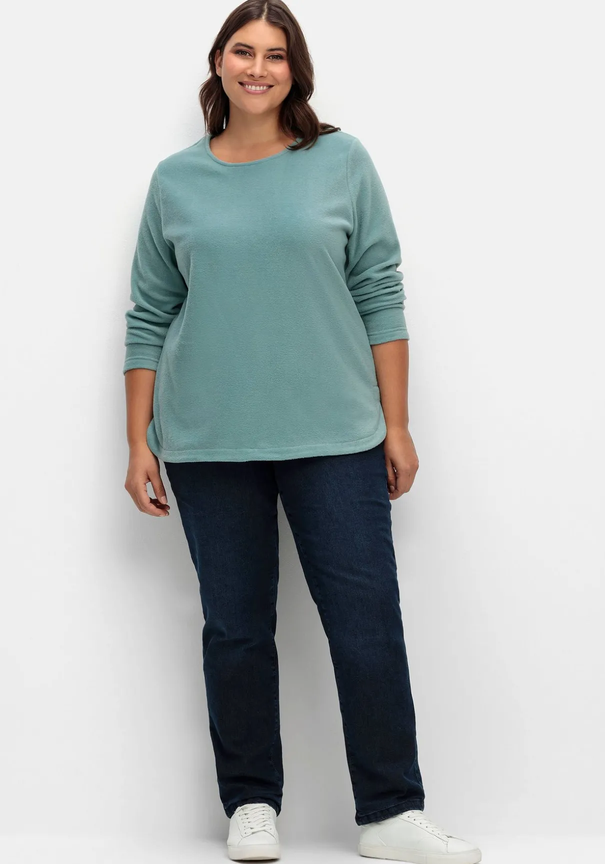 Fleeceshirt mit abgerundetem Saum