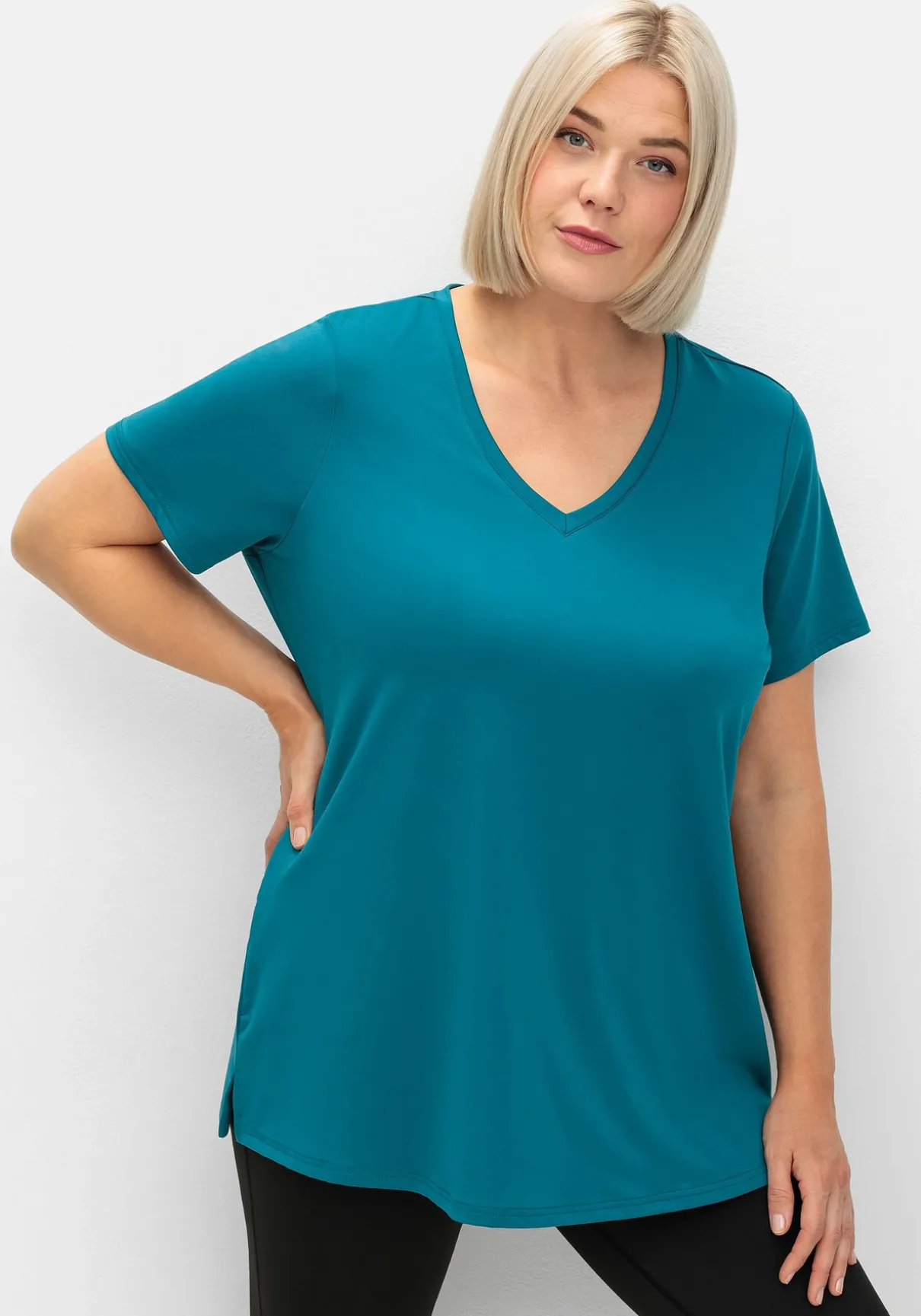 Funktionsshirt mit V-Ausschnitt