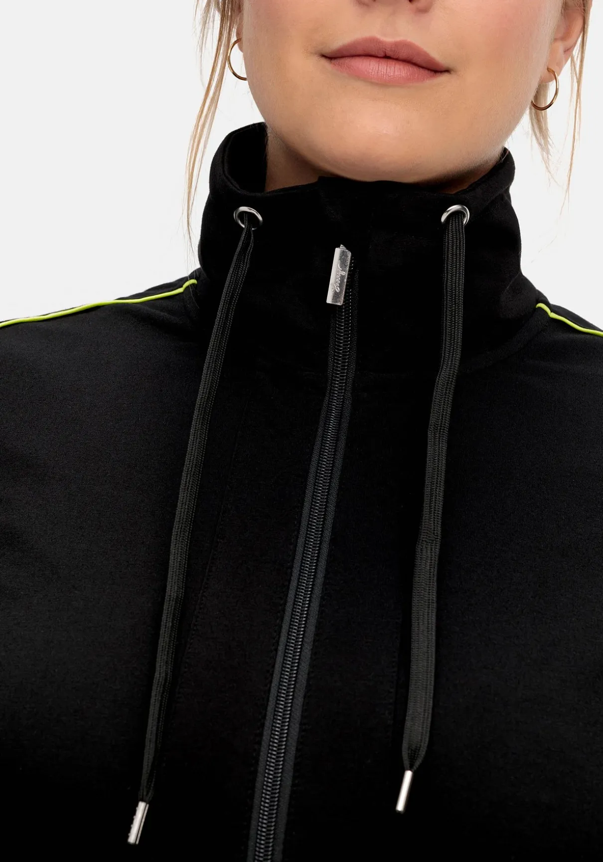 Funktionsweste mit kleinem Stehkragen