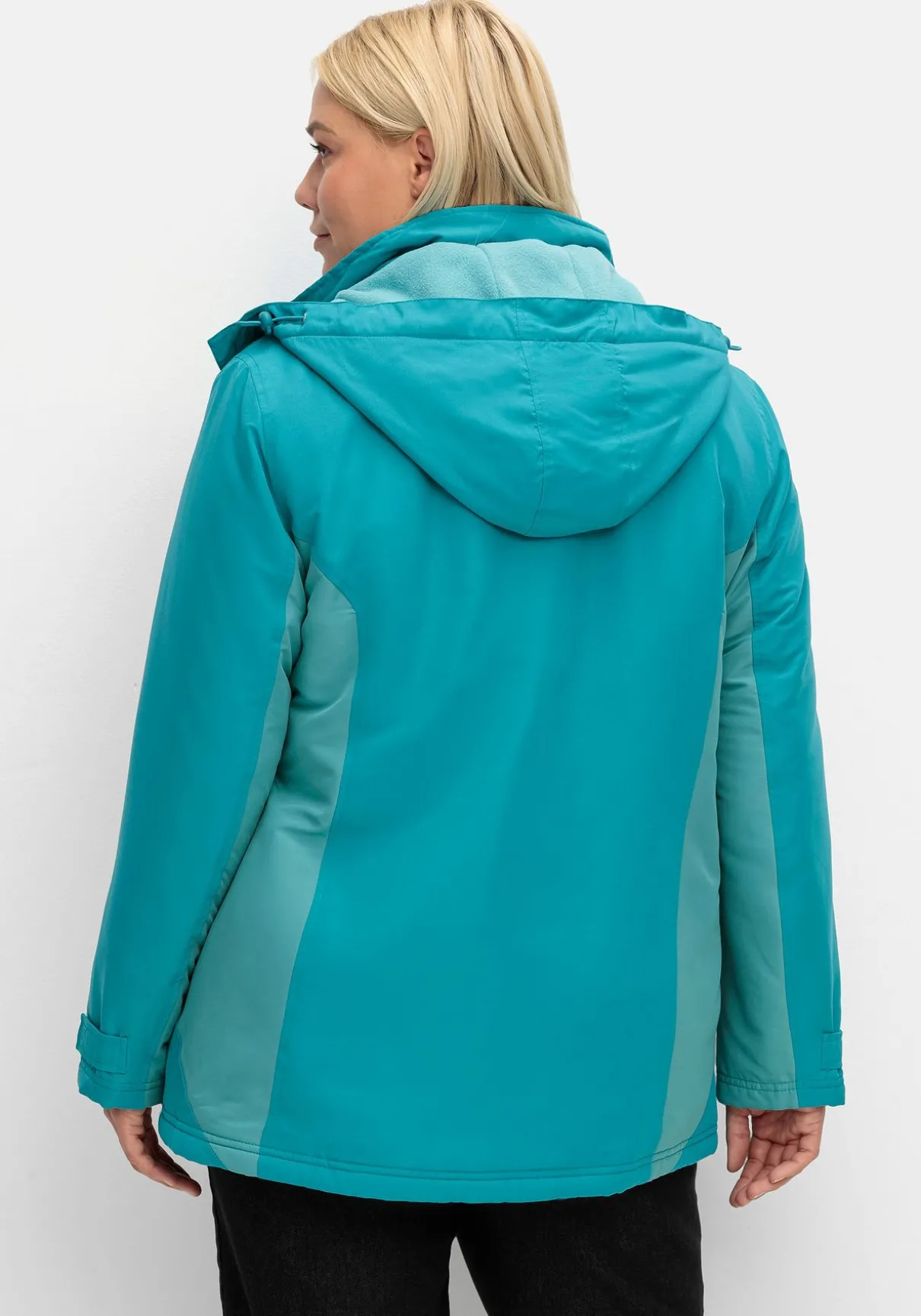 Funktions-Winterjacke mit Kontrastdetails