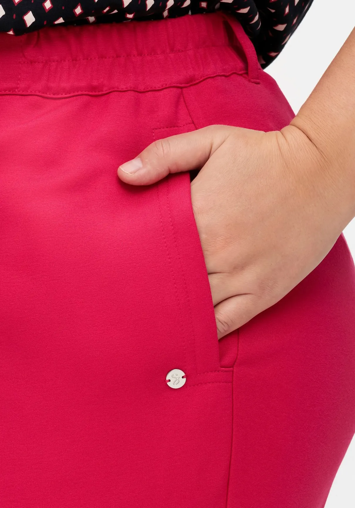 Gerade Hose aus Milano-Ripp, mit Stretchbund