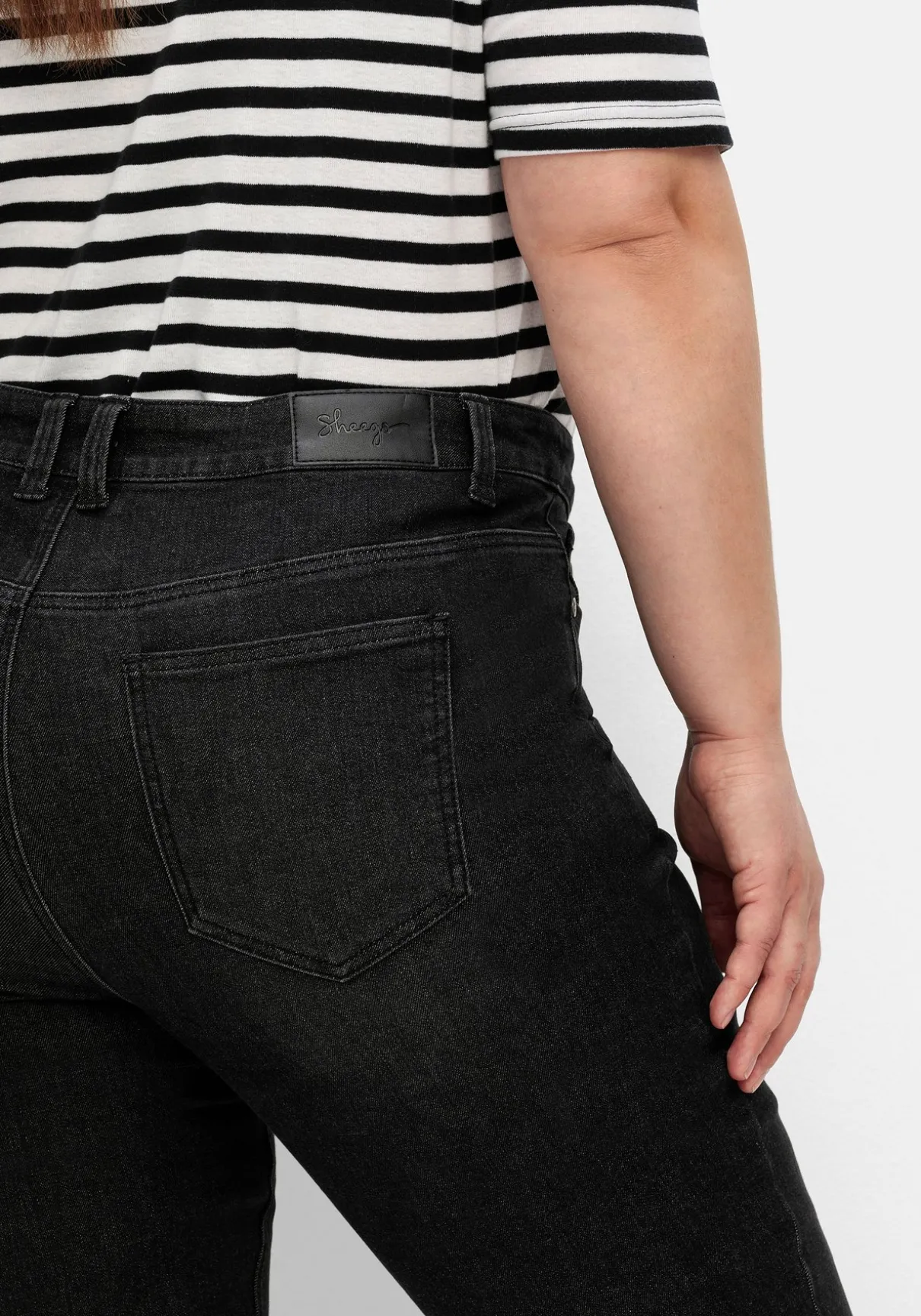 Gerade Jeans mit TruTemp365® Fasern