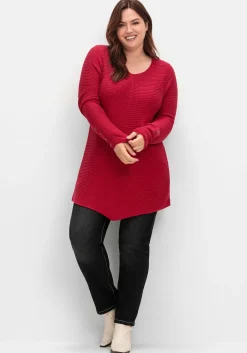Gerippter Pullover mit spitz zulaufendem Saum