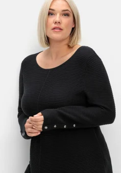 Gerippter Pullover mit spitz zulaufendem Saum
