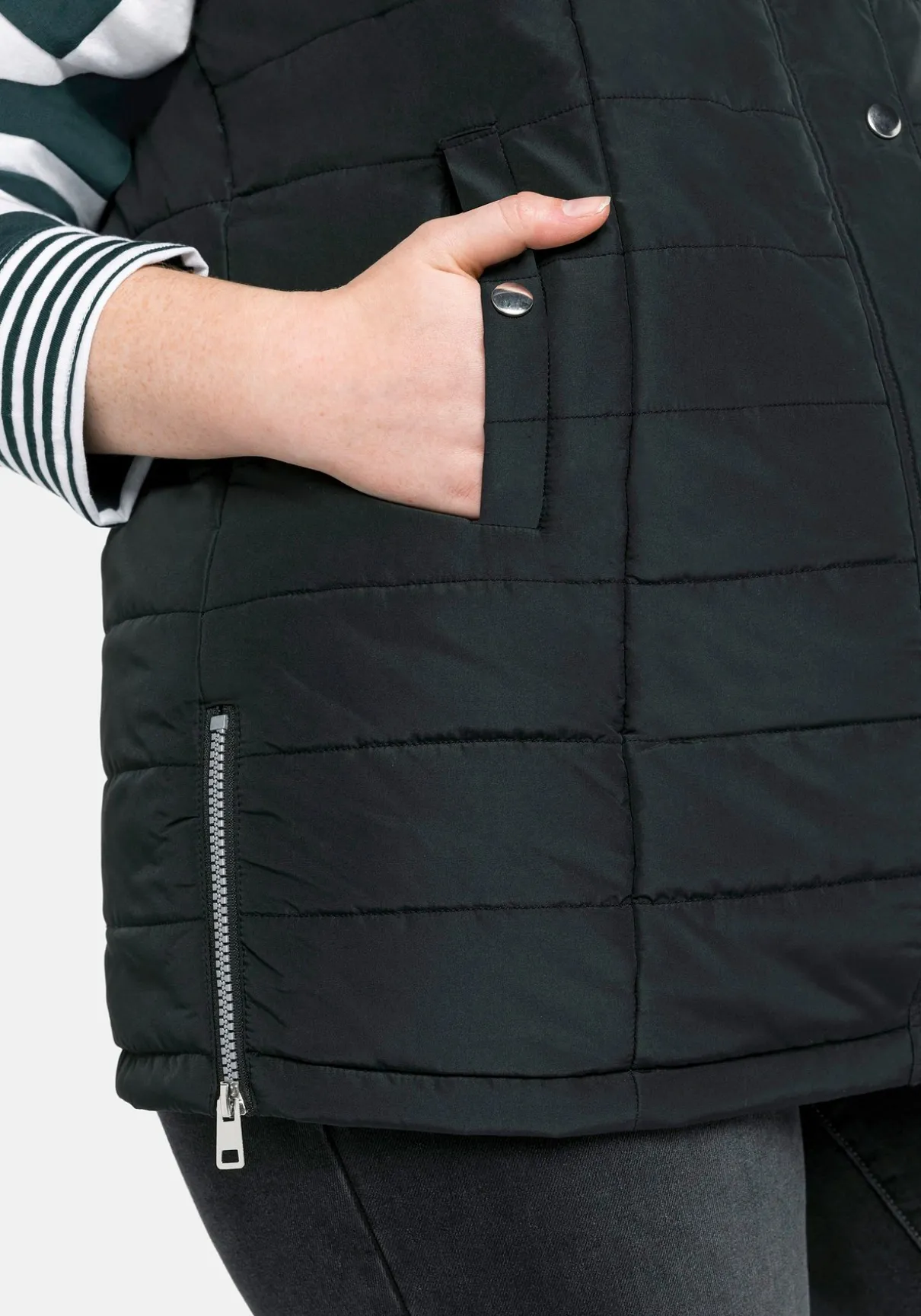 Gesteppte Longweste mit Kapuze