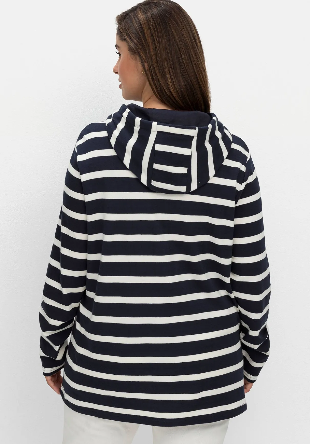 Gestreiftes Langarmshirt mit Kapuze