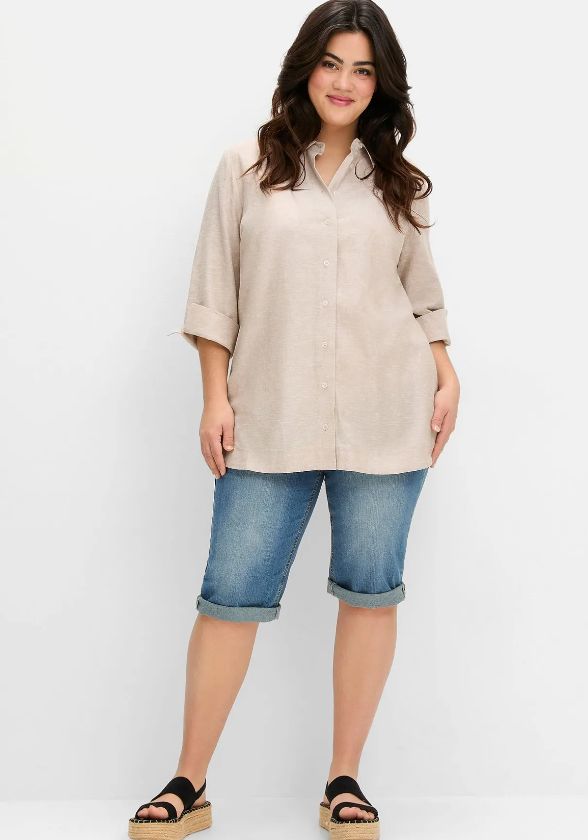 Hemdbluse im Leinen-Mix, mit feinen Streifen