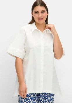 Hemdbluse mit Zipfelsaum und weiten Ärmeln