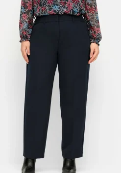 High-Waist-Hose mit Bügelfalten