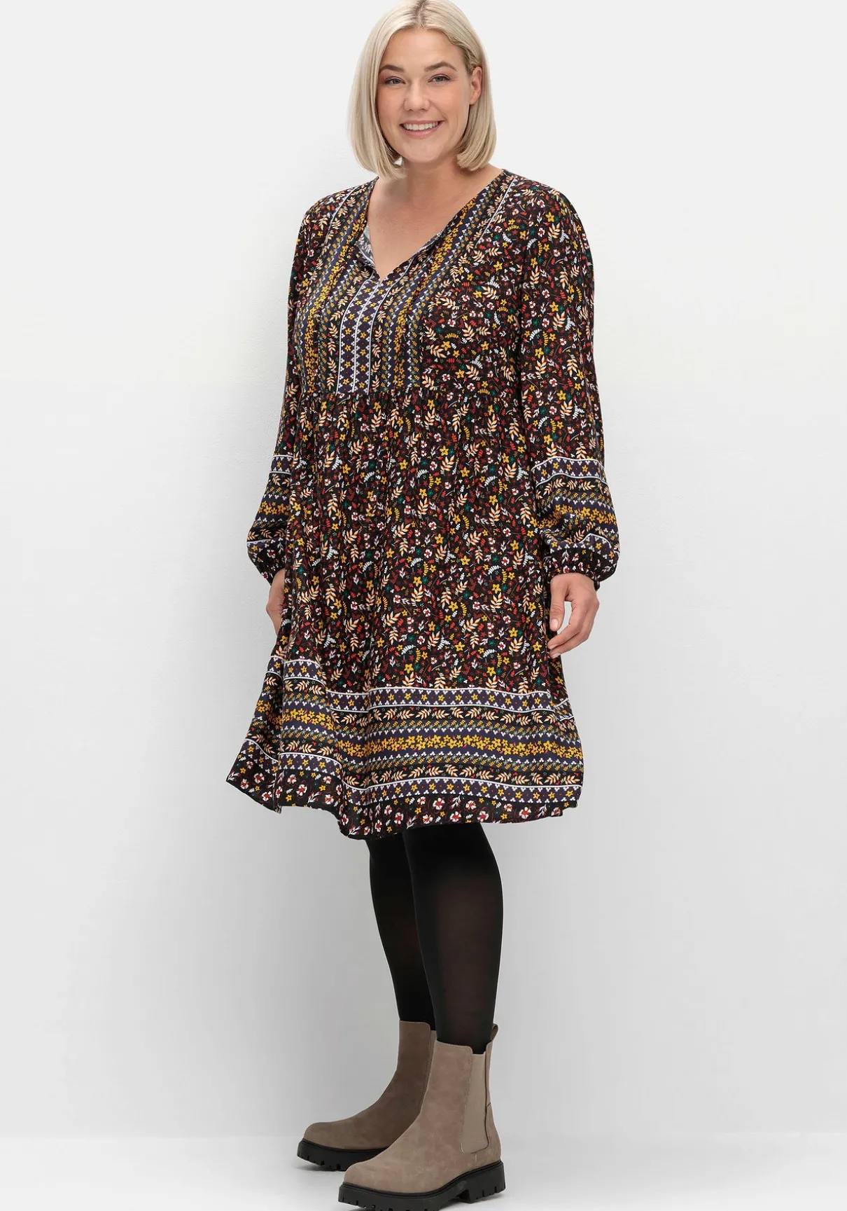 Hängerchen-Kleid im Mustermix, in A-Linie