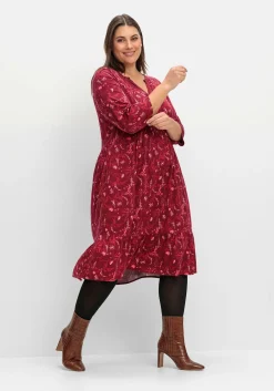 Hängerkleid in leichter A-Linie, mit 3/4-Ärmeln