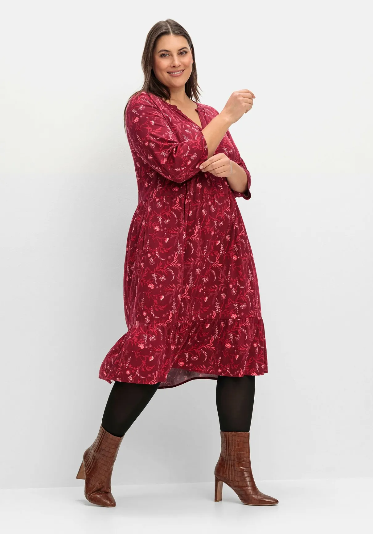 Hängerkleid in leichter A-Linie, mit 3/4-Ärmeln