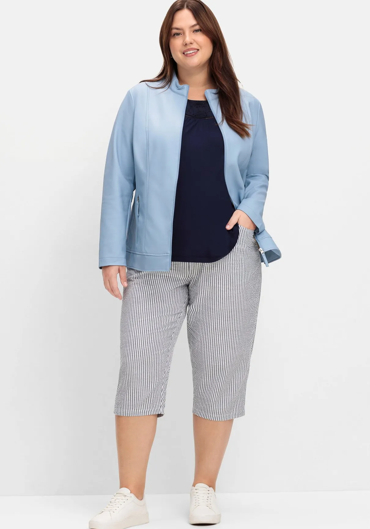 Jacke mit Stehkragen, aus Lederimitat