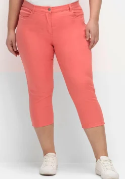 3/4-Jeans mit Zierschnürung hinten am Saum