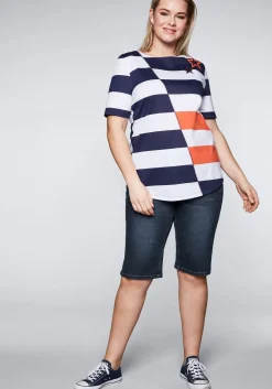 Jeansbermudas mit vorverlegter Seitennaht