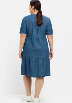 Jeanskleid aus leichtem Denim, in Volant-Optik