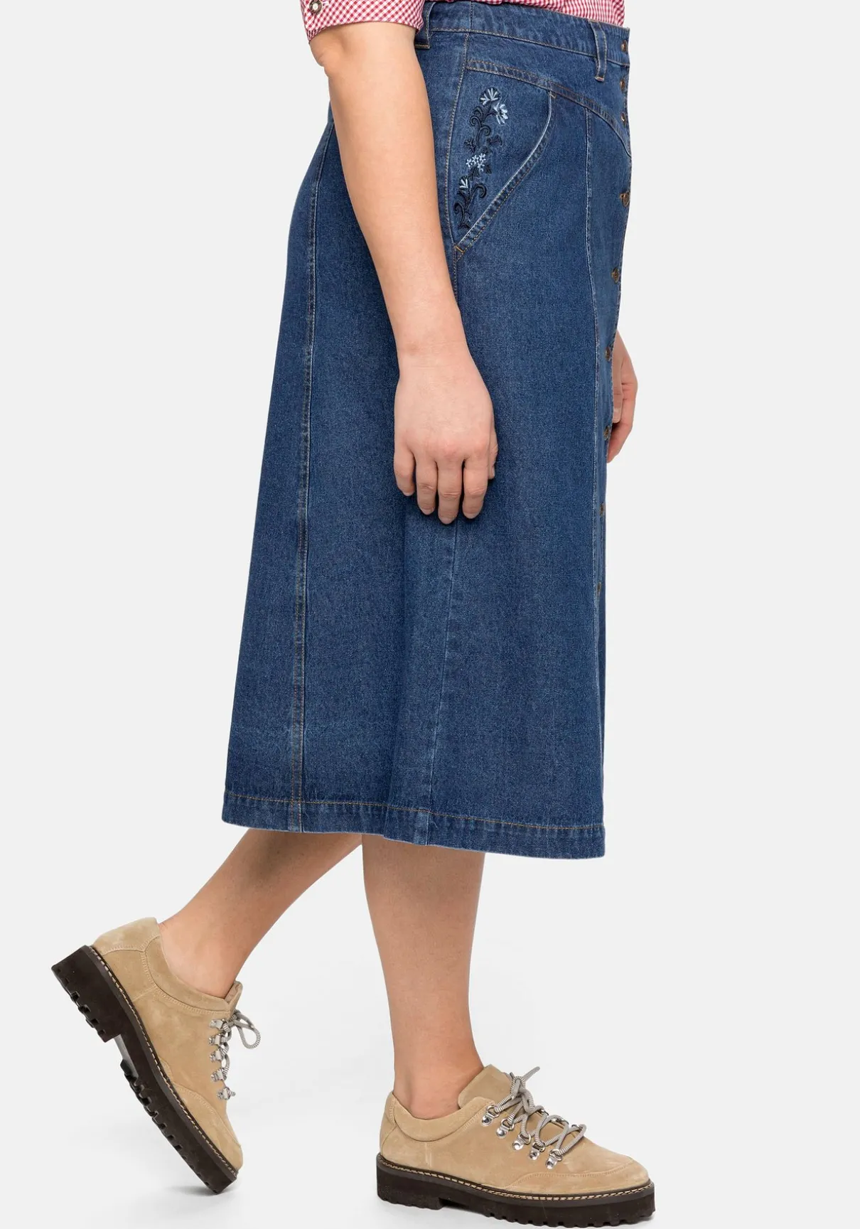 Jeansrock mit Trachten-Stickereien