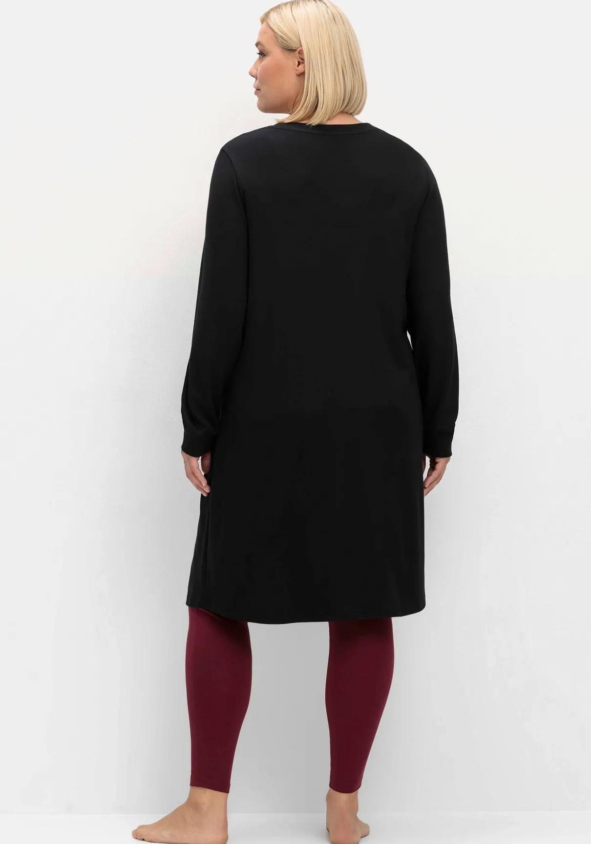 Jerseykleid mit Kängurutasche, in leichter A-Linie