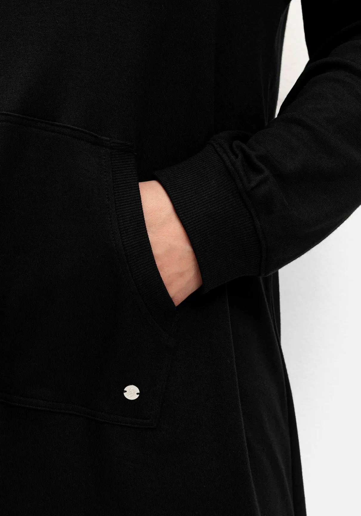 Jerseykleid mit Kängurutasche, in leichter A-Linie