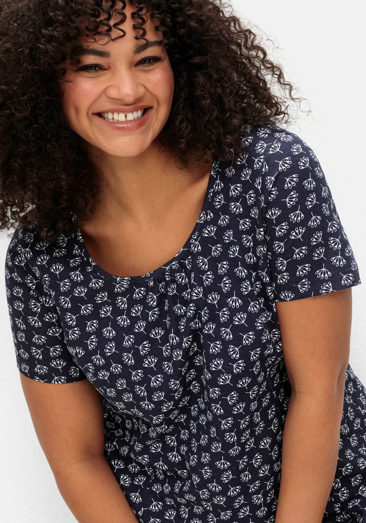 Jerseykleid mit schwingendem Rockteil