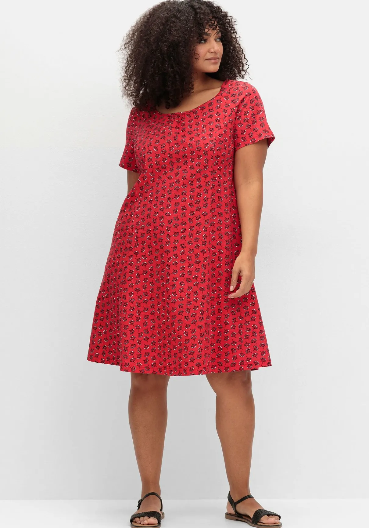 Jerseykleid mit schwingendem Rockteil