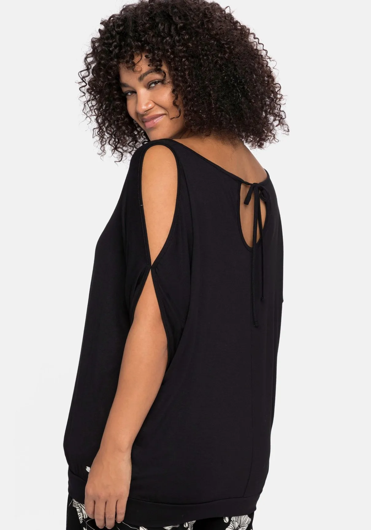 Jerseyshirt mit geschlitzten Fledermausärmeln