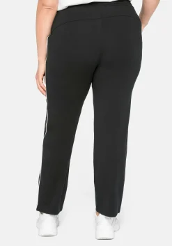 Jogginghose in weiter Form, mit Kontrastpaspel