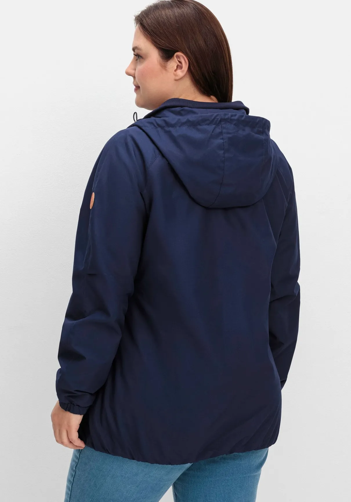 Kapuzenjacke aus Microfaser, mit Kontrastdetails