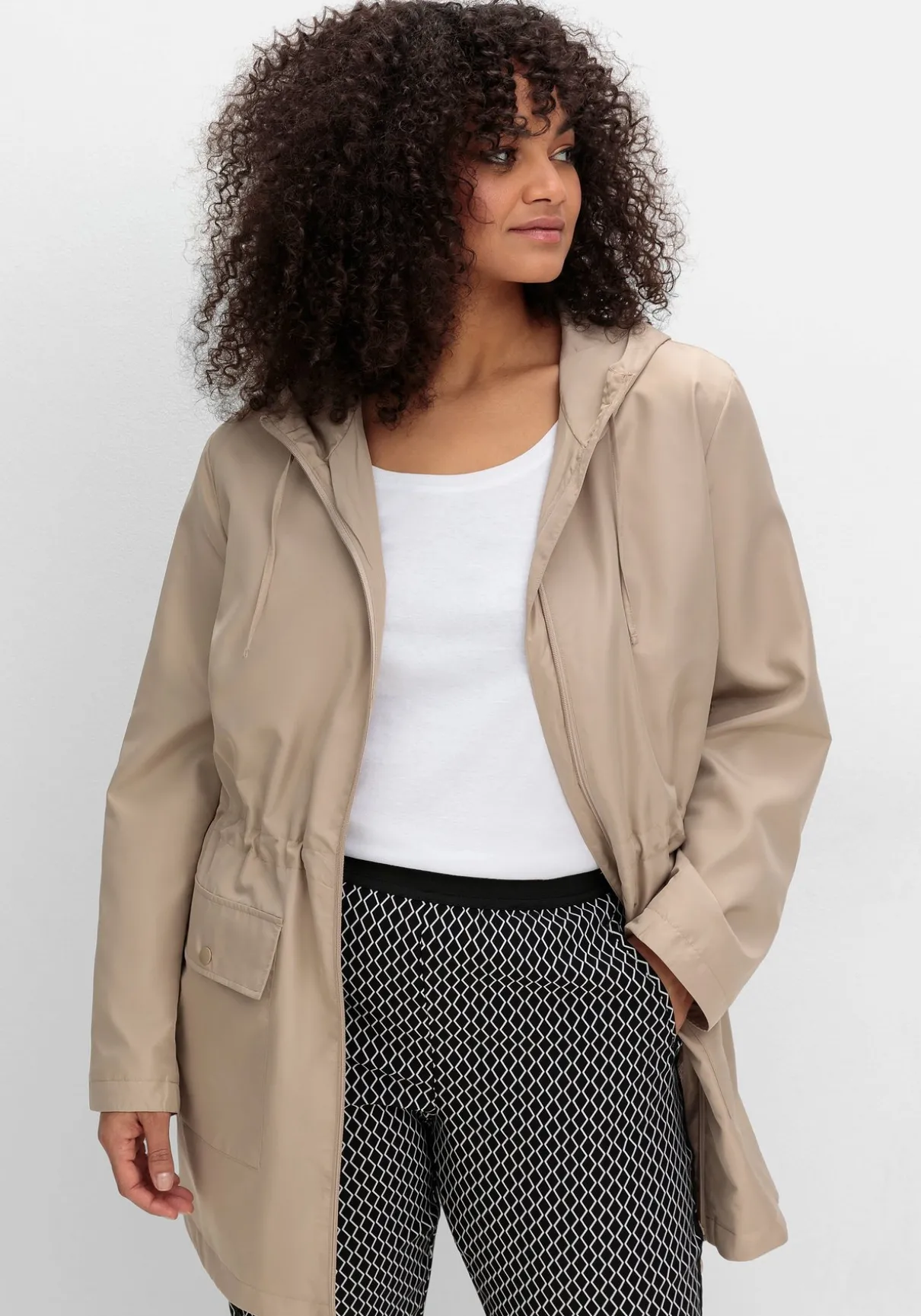 Kapuzenjacke mit Reißverschluss und Tunnelzug