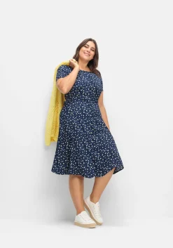 Kleid aus Crêpe, mit Bindeband im Rücken