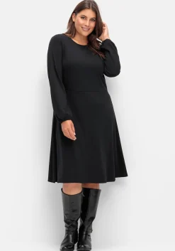 Kleid aus Interlock, mit ausgestelltem Rock