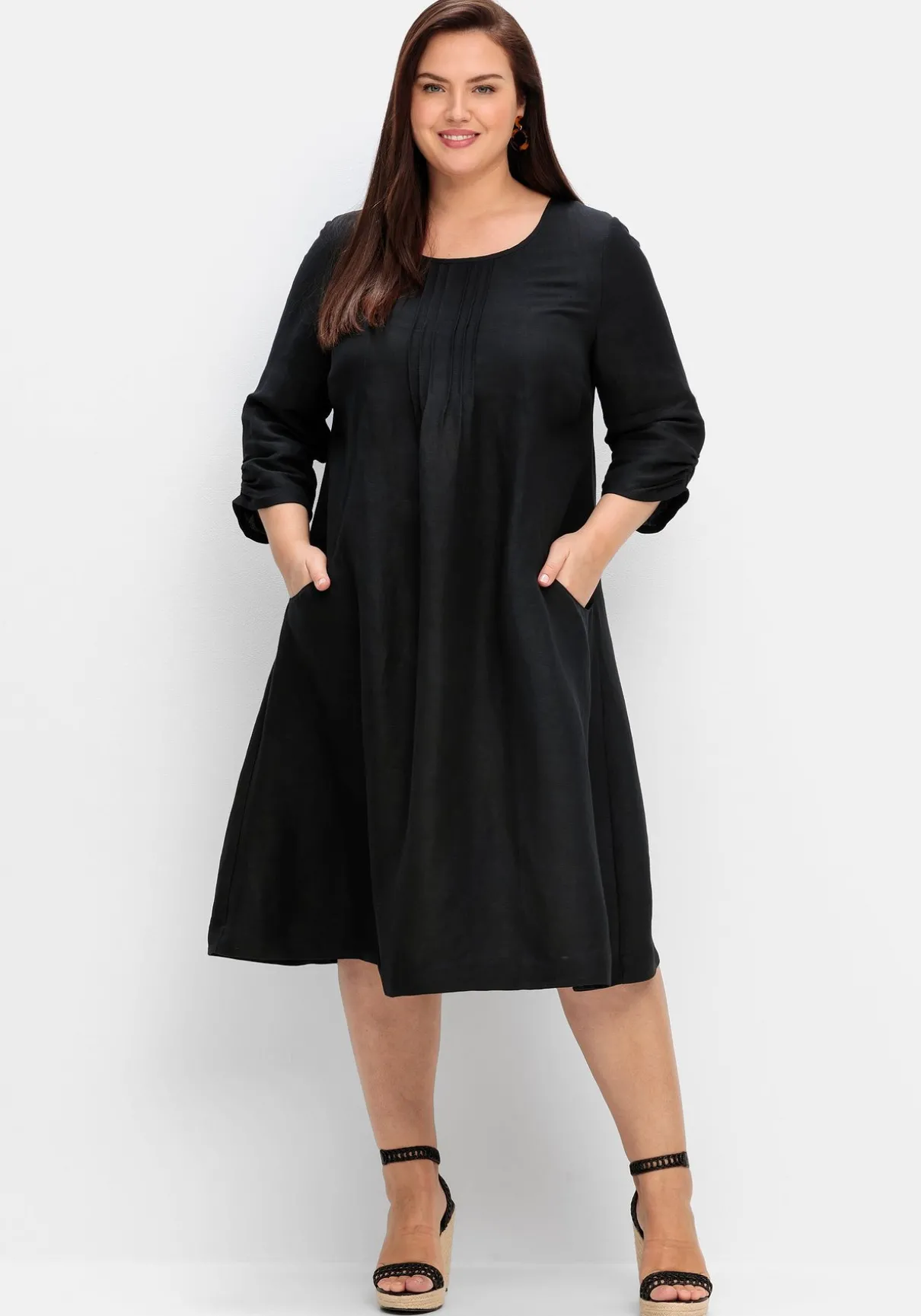 Kleid in A-Linie mit 3/4-Ärmeln, aus Leinen-Viskose-Mix