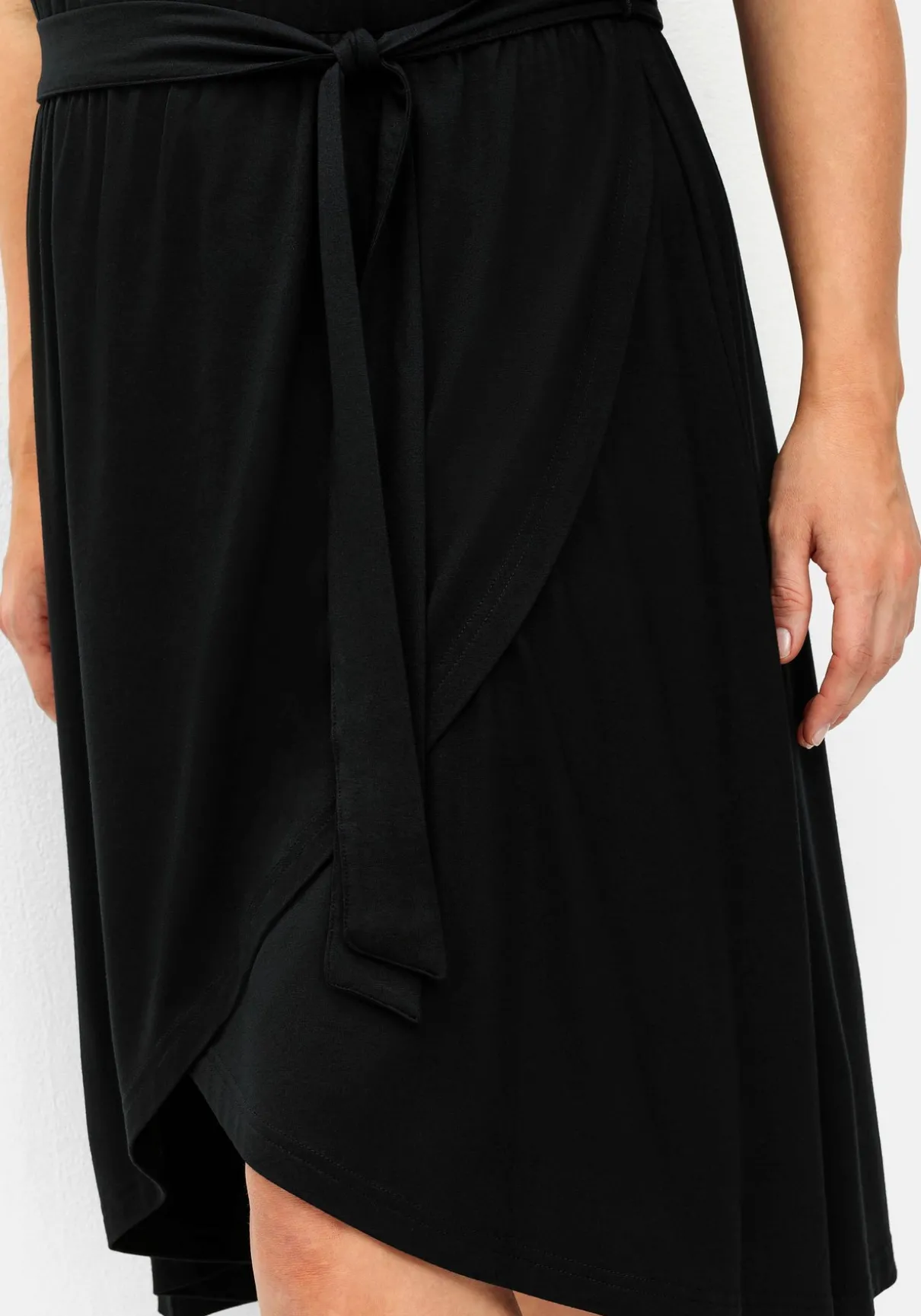 Kleid in Wickeloptik, mit Taillen-Bindeband