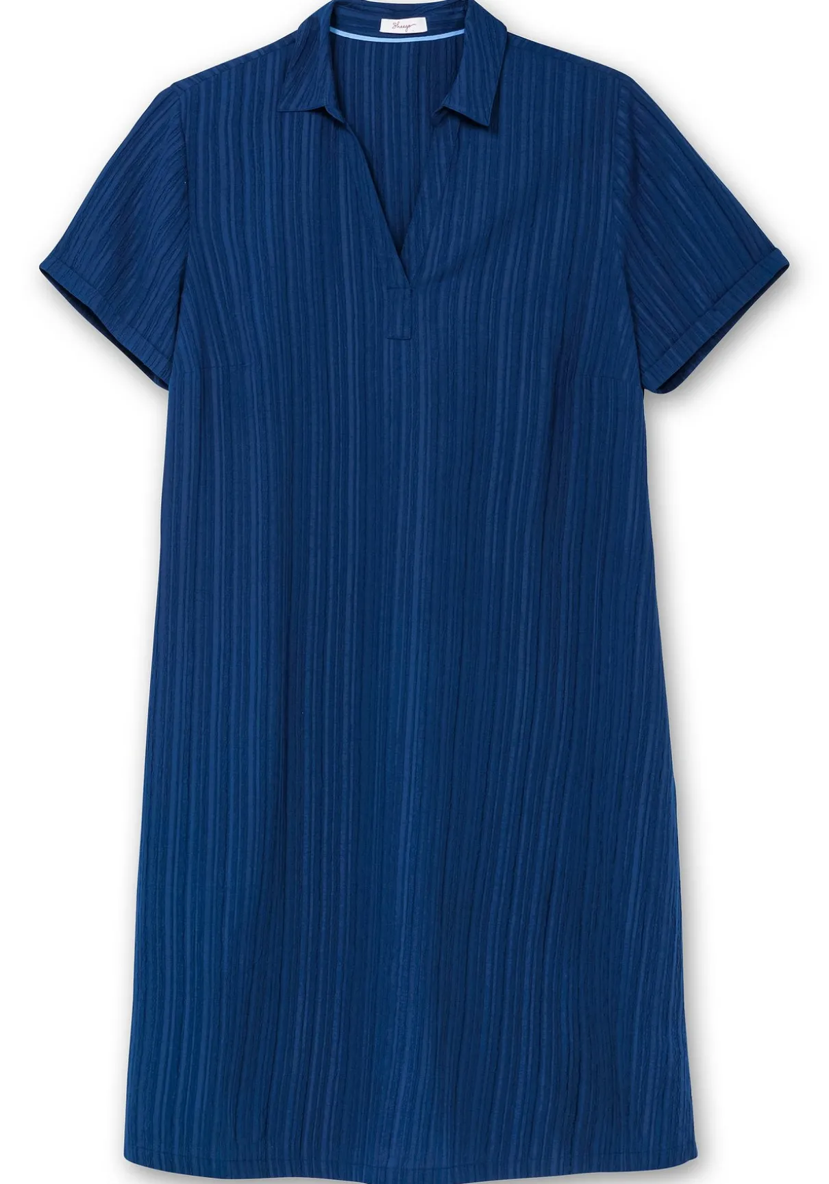 Kleid mit Polokragen, in Längsstruktur