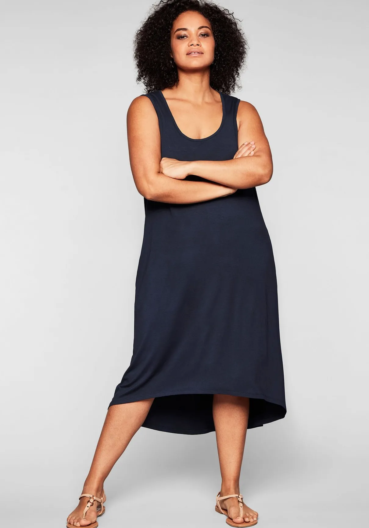 Kleid mit Taschen, im Vokuhilaschnitt