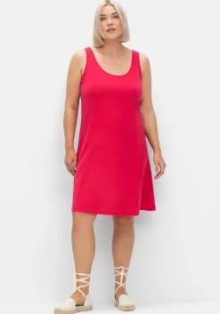 Knielanges, ärmelloses Kleid in A-Linie