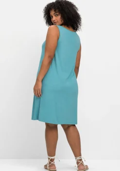 Knielanges Strandkleid mit Kellerfalte vorn