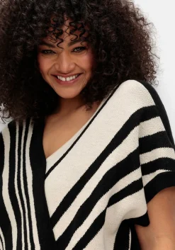 Kurzarm-Pullover mit Jacquard-Streifen