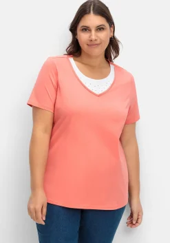 Kurzarmshirt in Layeroptik mit Ziernieten