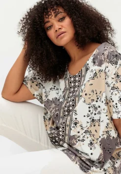 Kurzarmshirt mit Allover- und Bordürenprint