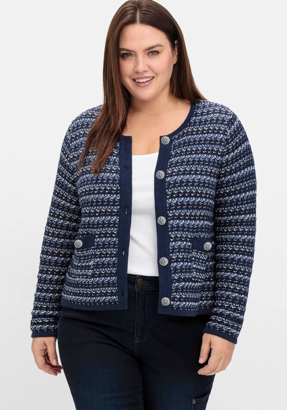 Kurze Strickjacke im Strukturstrick, mit Effektgarn