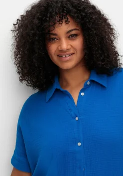 Kurzärmlige Hemdbluse aus Musselin