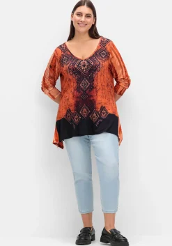 Langarmshirt im Ethno-Stil, mit Zipfelsaum