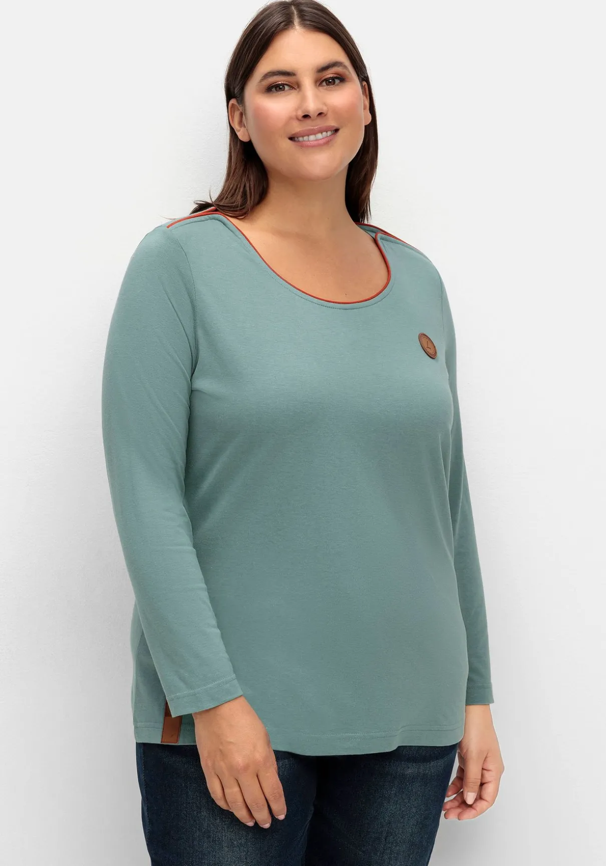 Langarmshirt mit Kontrastpaspeln