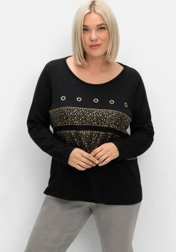Langarmshirt mit Ösen- und Nietenverzierung