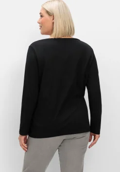 Langarmshirt mit Ösen- und Nietenverzierung