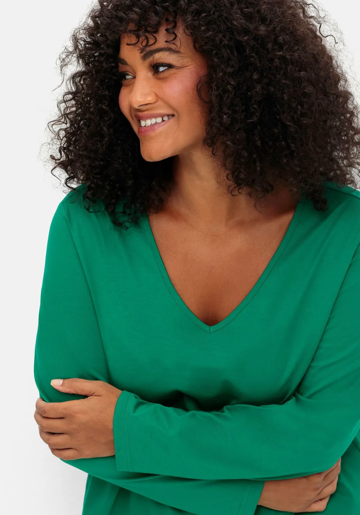 Langarmshirt mit V-Ausschnitt, in leichter A-Linie