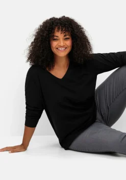 Langarmshirt mit V-Ausschnitt, in leichter A-Linie