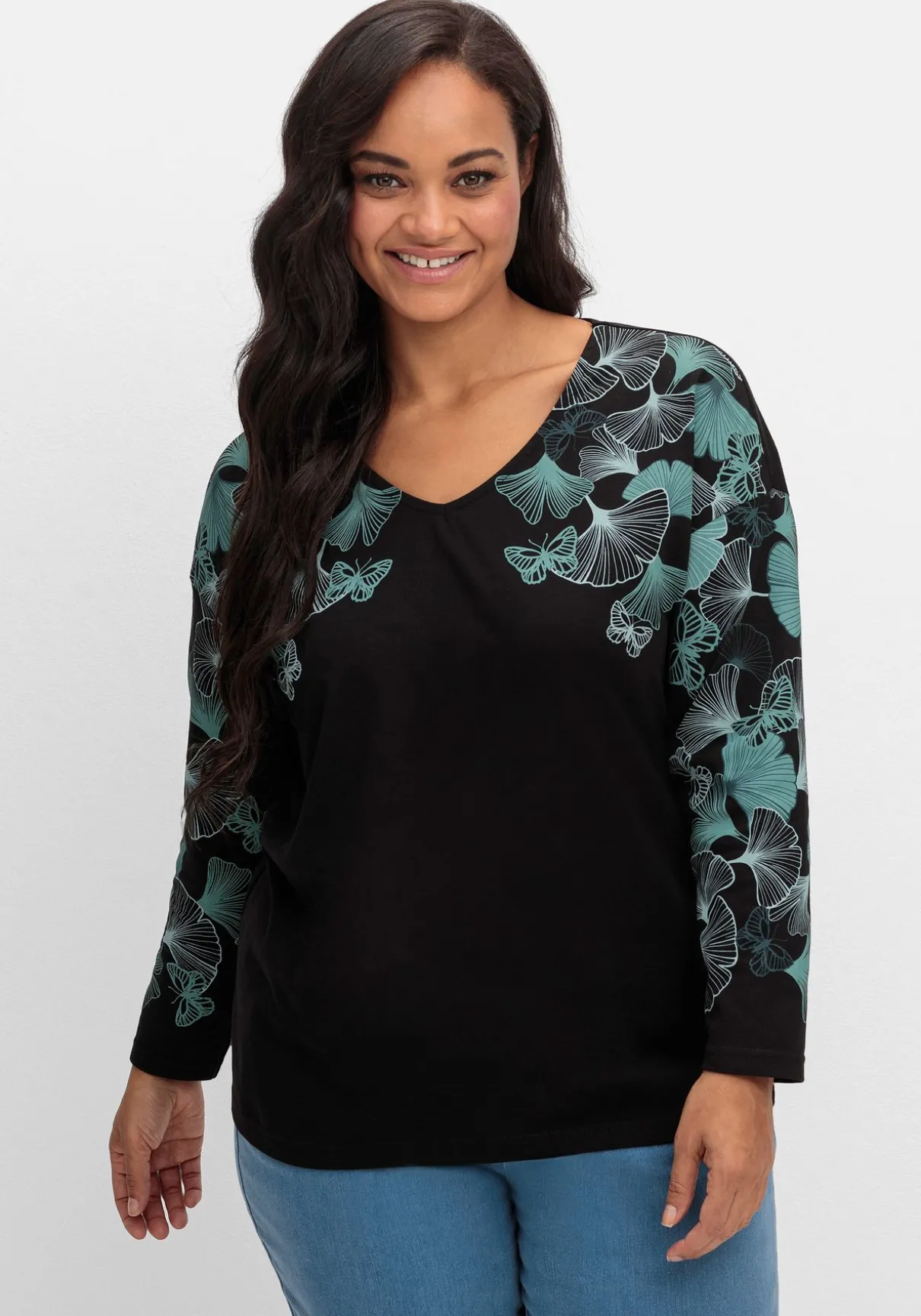 Langarmshirt mit V-Ausschnitt und Blätterdruck